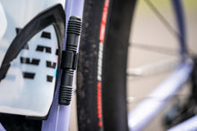 Load image into Gallery viewer, Carbon Racer - Road