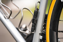 Load image into Gallery viewer, Carbon Racer - Road